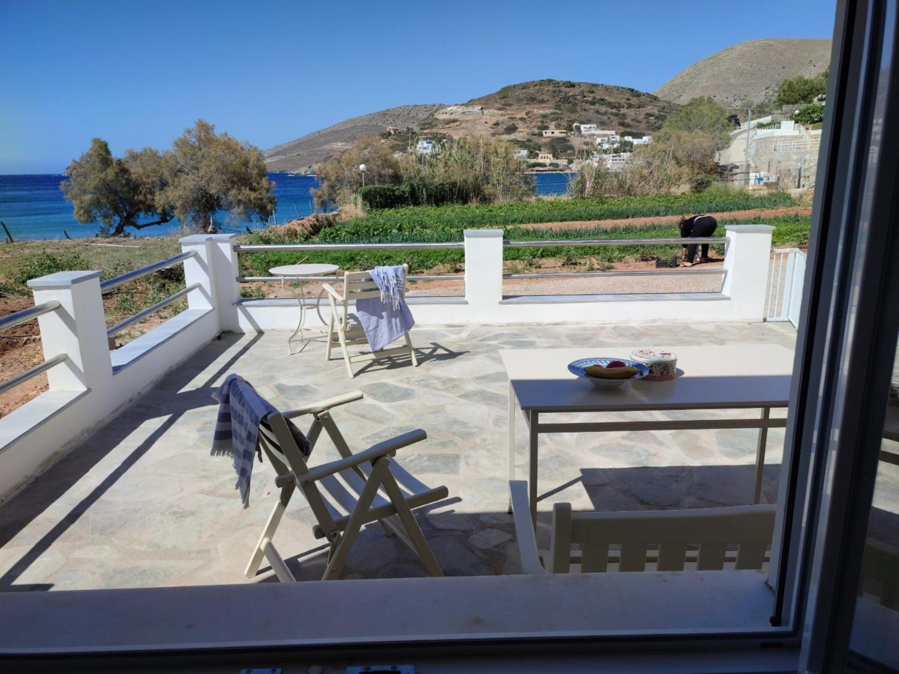 White Lotus Seaside Studio Kini Exterior photo
